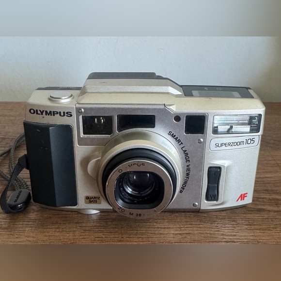 Olympus Other - Olympus Superzoom 105 Silver Camera